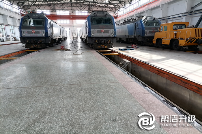 旧水磨石地面升级处理前 旧水磨石地面升级处理前